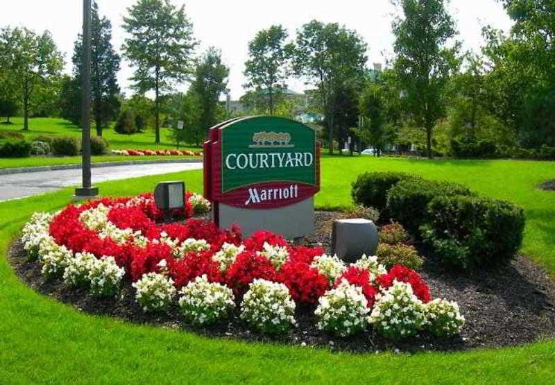 Courtyard By Marriott Basking Ridge Exterior photo